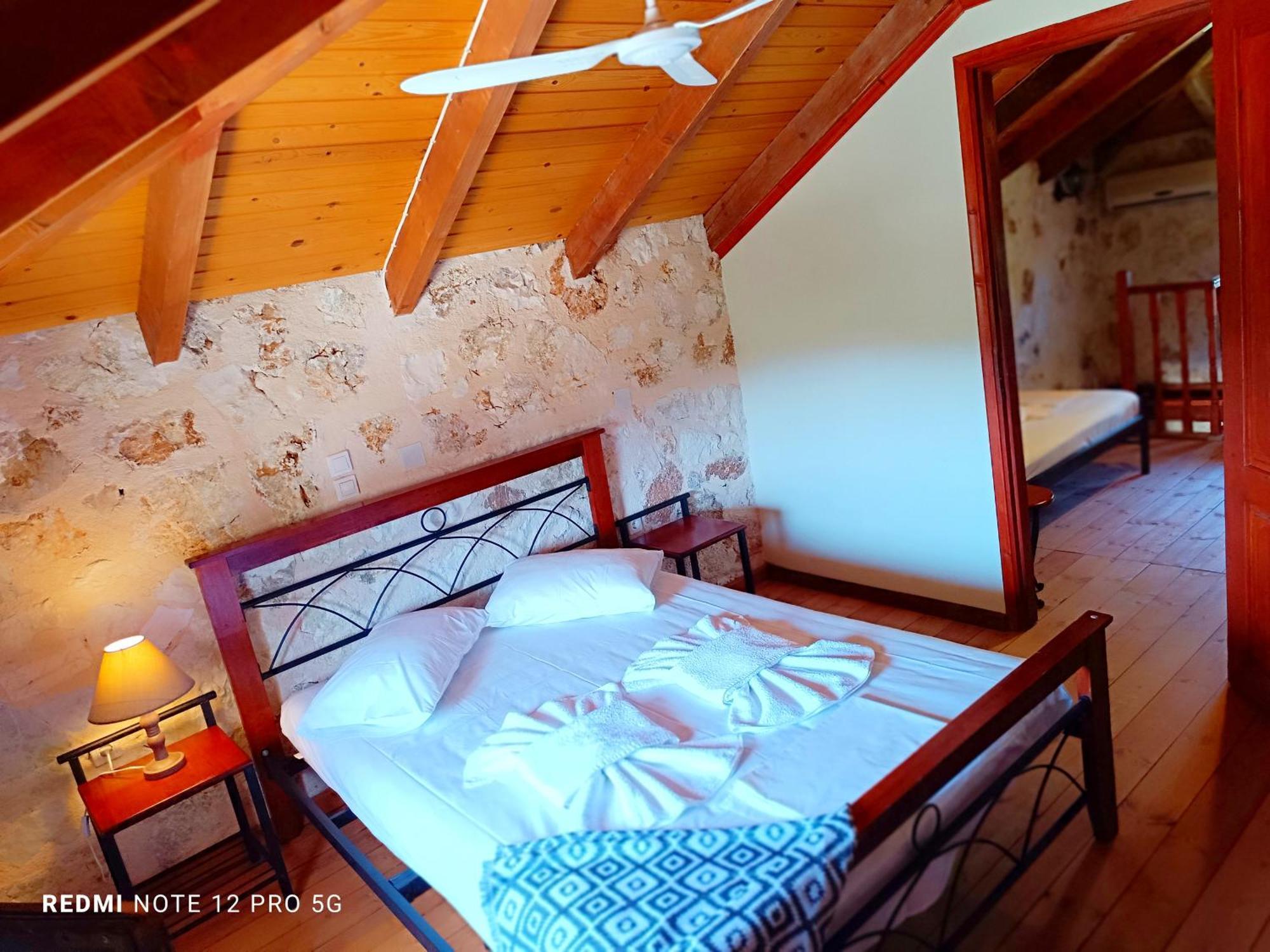 Spasmata Village Stone Maisonette Minia ภายนอก รูปภาพ