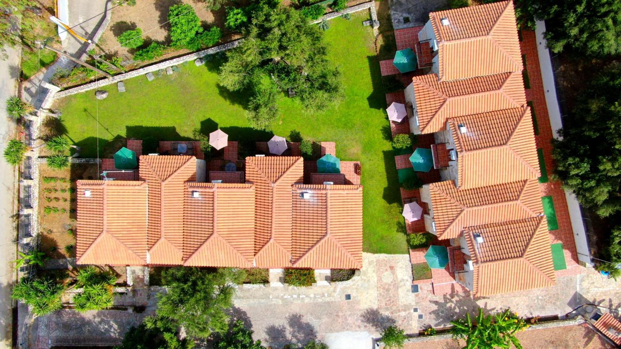 Spasmata Village Stone Maisonette Minia ภายนอก รูปภาพ