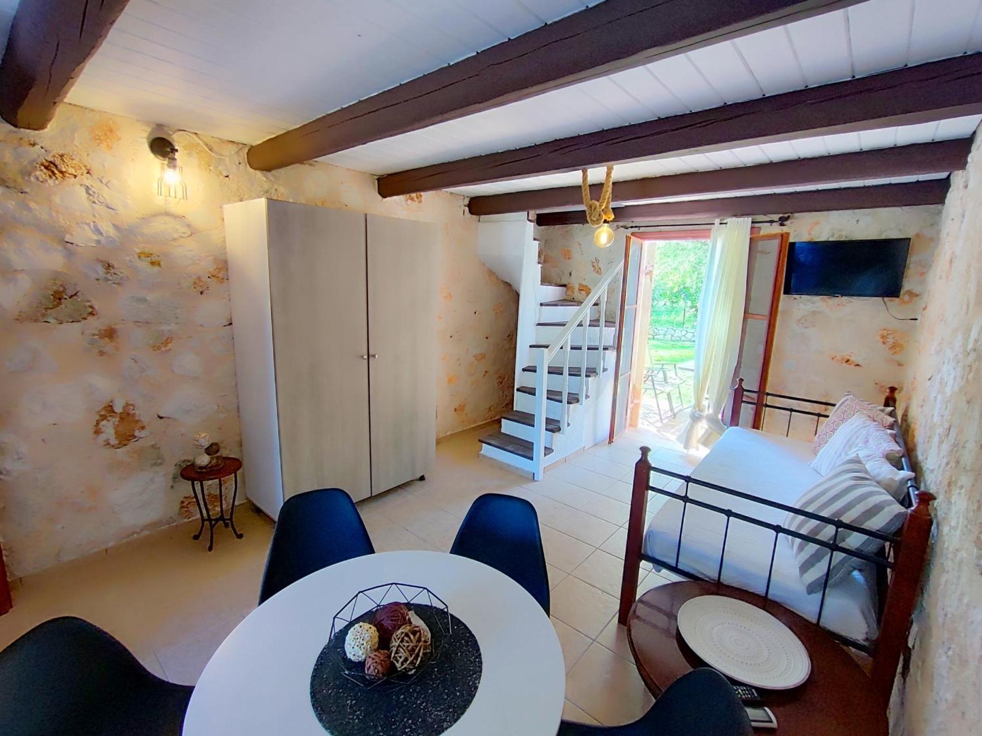 Spasmata Village Stone Maisonette Minia ภายนอก รูปภาพ